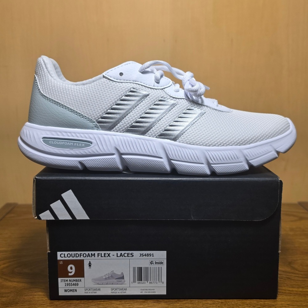 Adidas Cloudfoam Flex JS4891 Women's Size 9 White Silver Wide Fit New Defect*